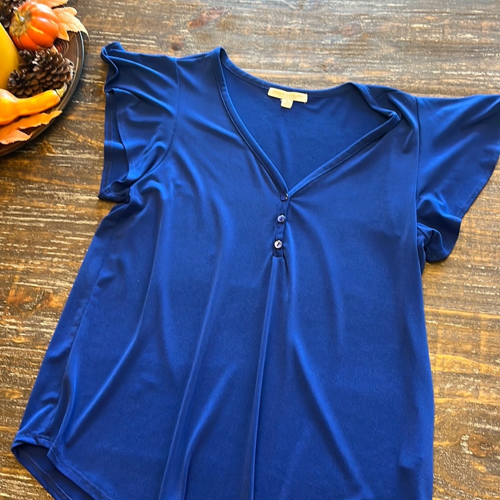 Blouse - Short Sleeve